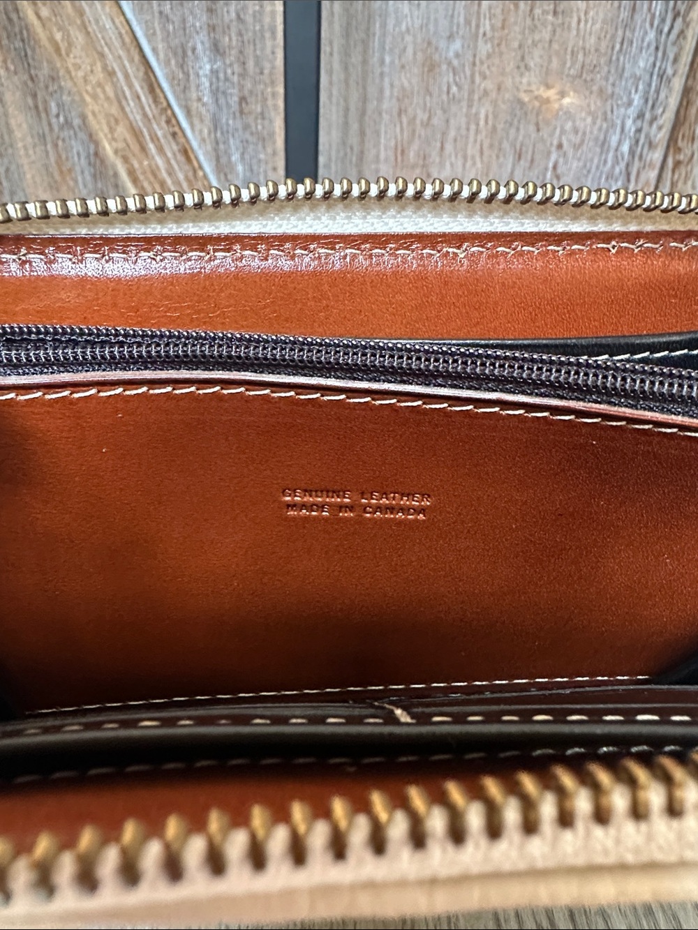 Mercedes Benz Cream Pebbled Leather Zippered Wallet Clutch - Picture 11 of 15